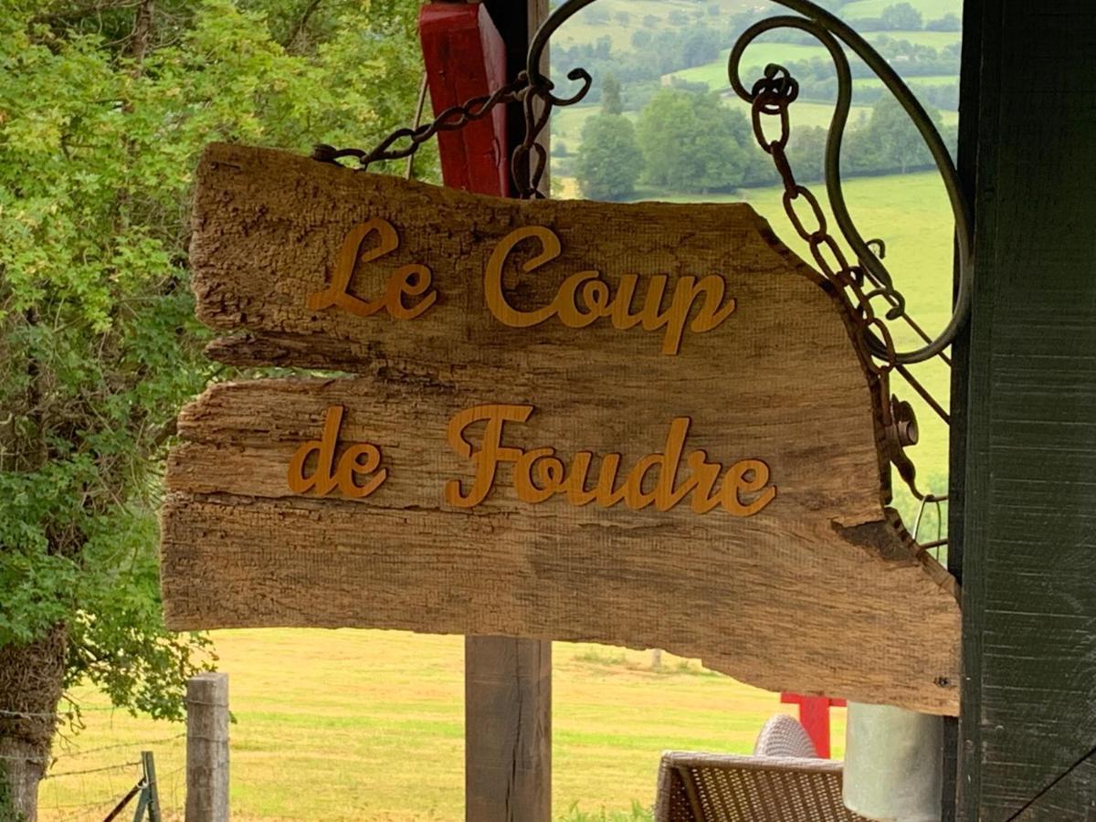Gite Insolite "Le Coup De Foudre" Sa Vue Panoramique Vimoutiers 외부 사진
